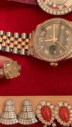 Похищенные кольцо и часы у Марии Шумаковой